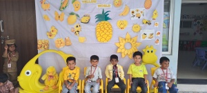 Yellow Day (15)