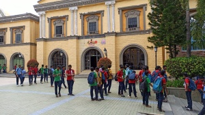 Jollywood Trip Photos (GRADE 9 & 10) (17)